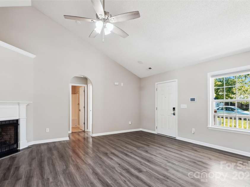 5018 Drake Pond Lane, Rock Hill, SC 29732.  MLS# CAR4254278, YatesRealty ID 10976. 