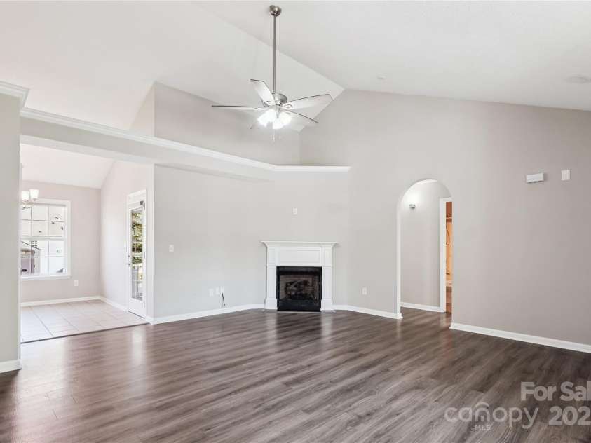 5018 Drake Pond Lane, Rock Hill, SC 29732.  MLS# CAR4254278, YatesRealty ID 10976. 