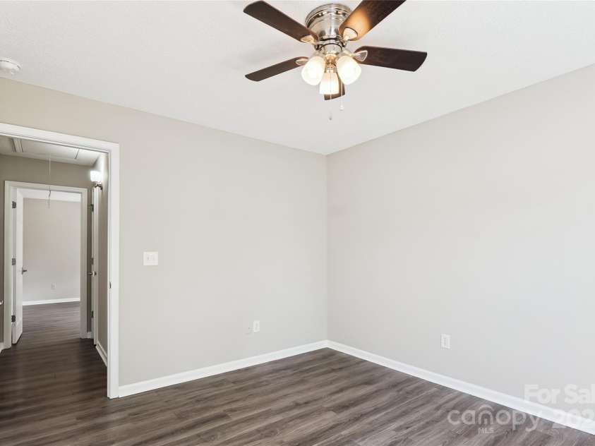 5018 Drake Pond Lane, Rock Hill, SC 29732.  MLS# CAR4254278, YatesRealty ID 10976. 