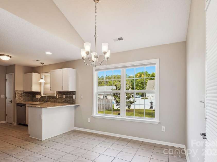 5018 Drake Pond Lane, Rock Hill, SC 29732.  MLS# CAR4254278, YatesRealty ID 10976. 