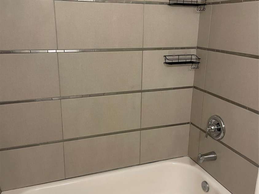 4024 Seaforth Drive, Charlotte, NC 28205.  MLS# CAR4244586, YatesRealty ID 10978. 