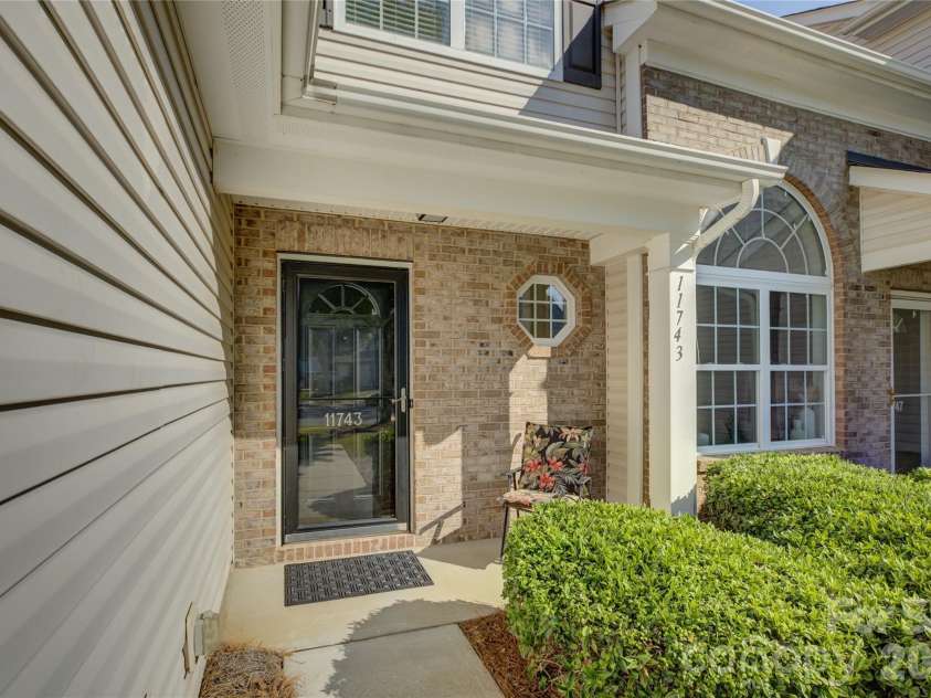 11743 Stockdale Court, Pineville, NC 28134.  MLS# CAR4301093, YatesRealty ID 10979. 