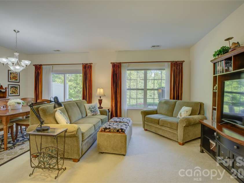 11743 Stockdale Court, Pineville, NC 28134.  MLS# CAR4301093, YatesRealty ID 10979. 