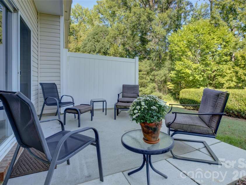 11743 Stockdale Court, Pineville, NC 28134.  MLS# CAR4301093, YatesRealty ID 10979. 