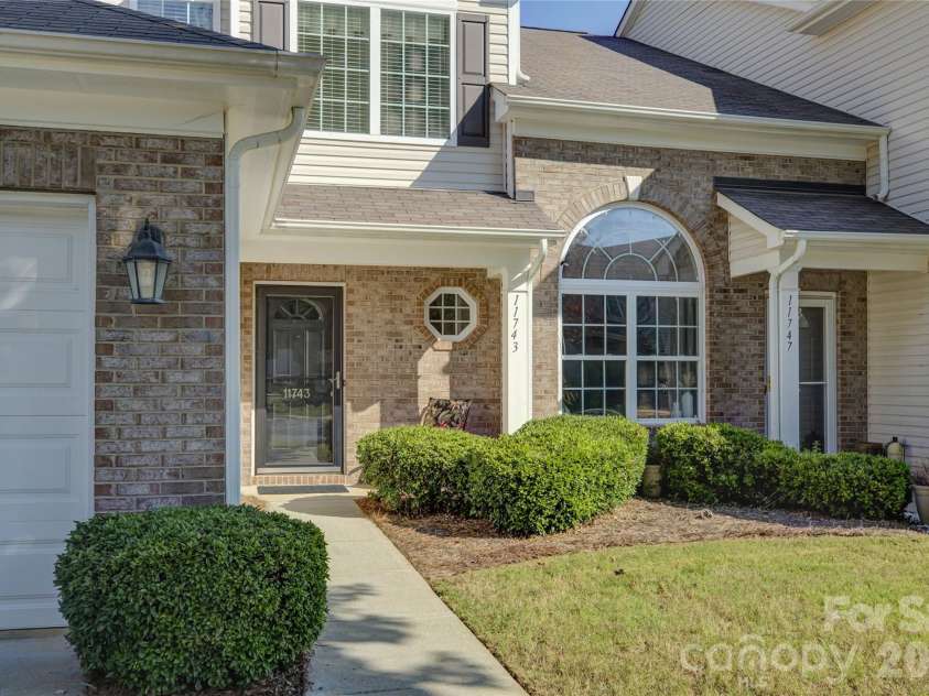 11743 Stockdale Court, Pineville, NC 28134.  MLS# CAR4301093, YatesRealty ID 10979. Welcome to 11743 Stockdale Ct