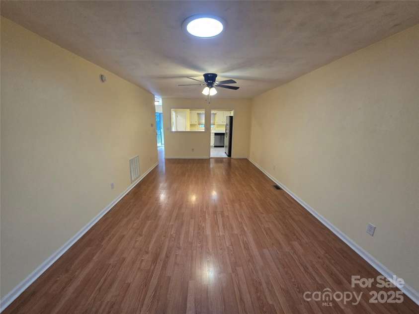 21 Loganwood Lane, Etowah, NC 28729.  MLS# CAR4254669, YatesRealty ID 10979. 
