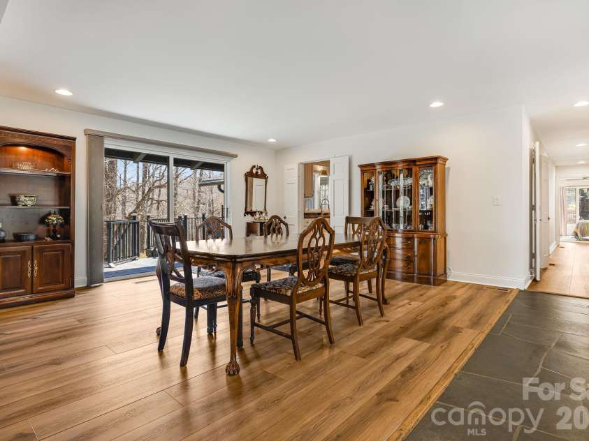254 Orchard Circle, Laurel Park, NC 28739.  MLS# CAR4363320, YatesRealty ID 10980. Dining area beside the kitchen