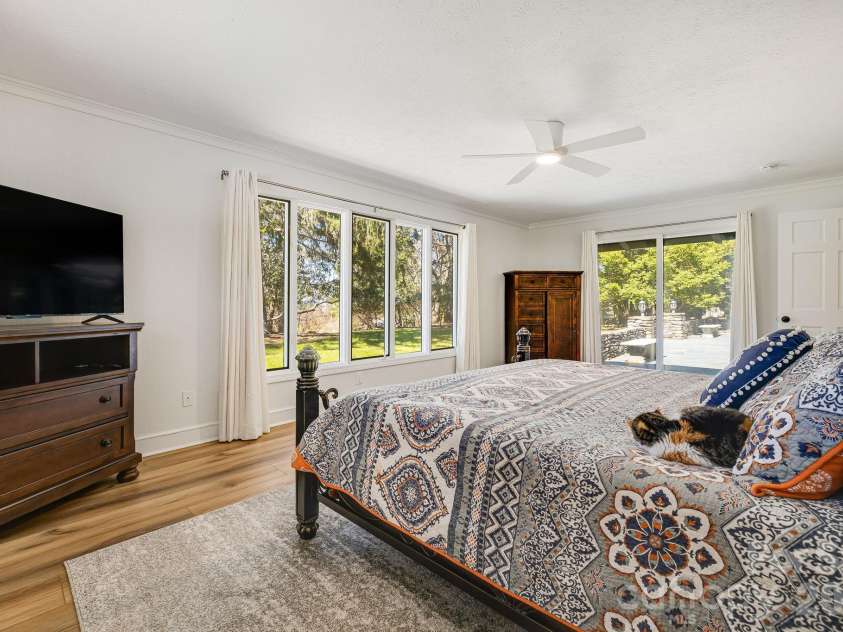 254 Orchard Circle, Laurel Park, NC 28739.  MLS# CAR4363320, YatesRealty ID 10980. Primary bedroom