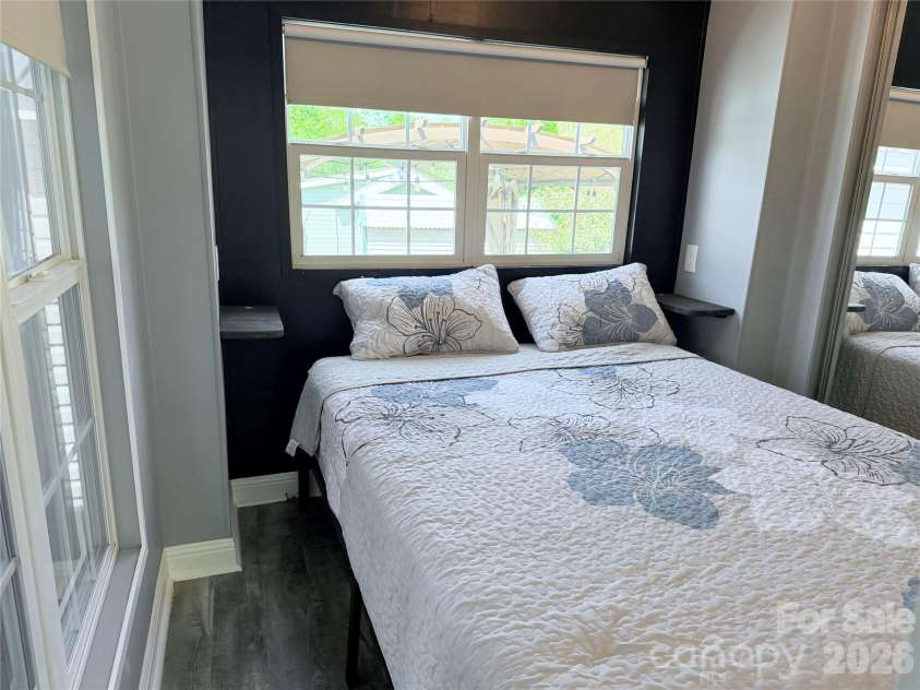 156 Marina Drive, New London, NC 28127.  MLS# CAR4365180, YatesRealty ID 10981. 