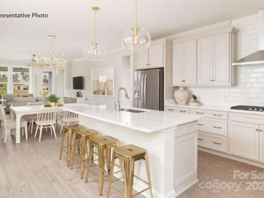 1619 Shoals Avenue, Belmont, NC 28012.  MLS# CAR4246780, YatesRealty ID 10981. Modern kitchen with large island and substantial storage