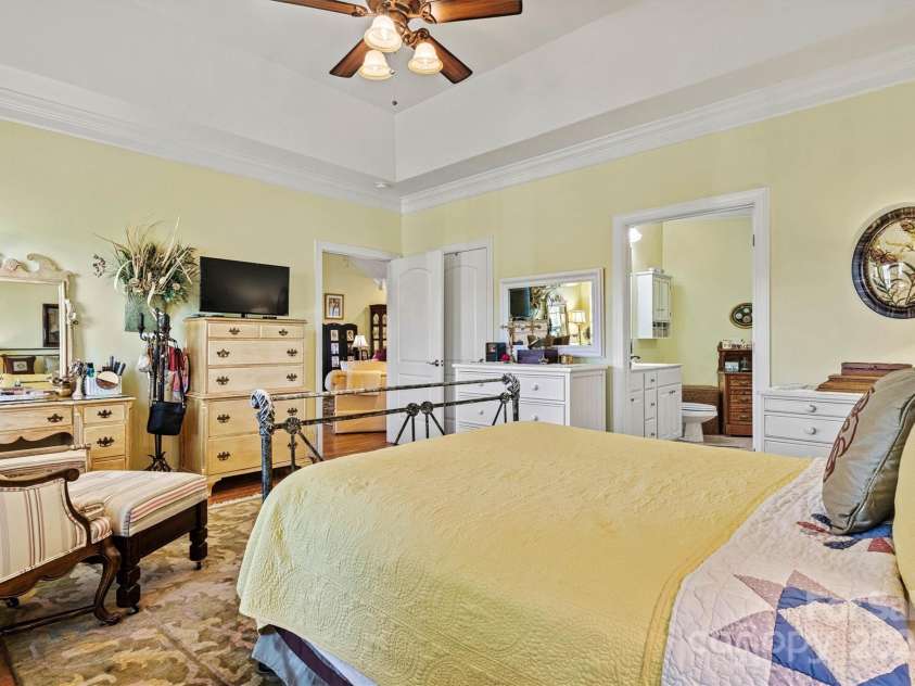 1119 21st Avenue, Hickory, NC 28601.  MLS# CAR4248559, YatesRealty ID 10982. Primary Bedroom/Ensuite Entry View