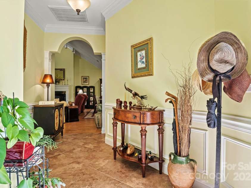 1119 21st Avenue, Hickory, NC 28601.  MLS# CAR4248559, YatesRealty ID 10982. Timeless Foyer