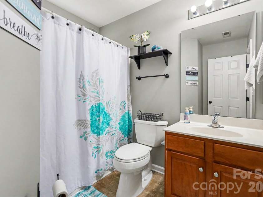 6711 Tanners Creek Drive, Huntersville, NC 28078.  MLS# CAR4366346, YatesRealty ID 10982. 