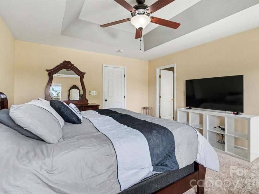 6711 Tanners Creek Drive, Huntersville, NC 28078.  MLS# CAR4366346, YatesRealty ID 10982. 