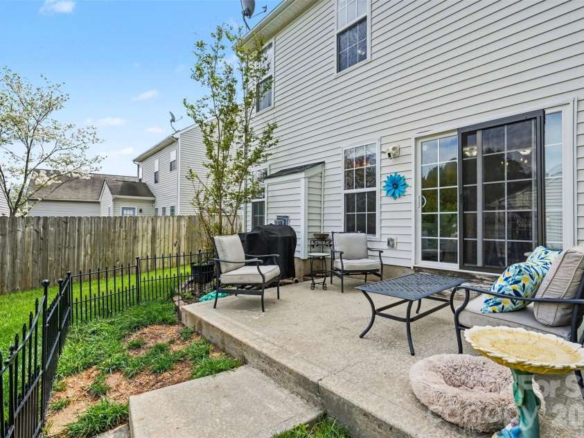 6711 Tanners Creek Drive, Huntersville, NC 28078.  MLS# CAR4366346, YatesRealty ID 10982. 