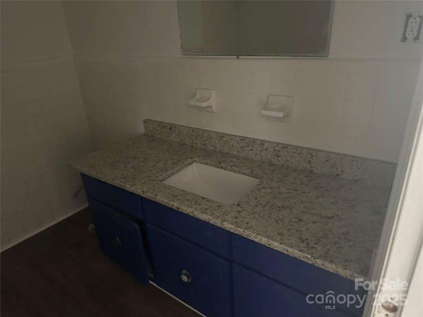 201 Harley Street, Wadesboro, NC 28170.  MLS# CAR4249055, YatesRealty ID 10983. 