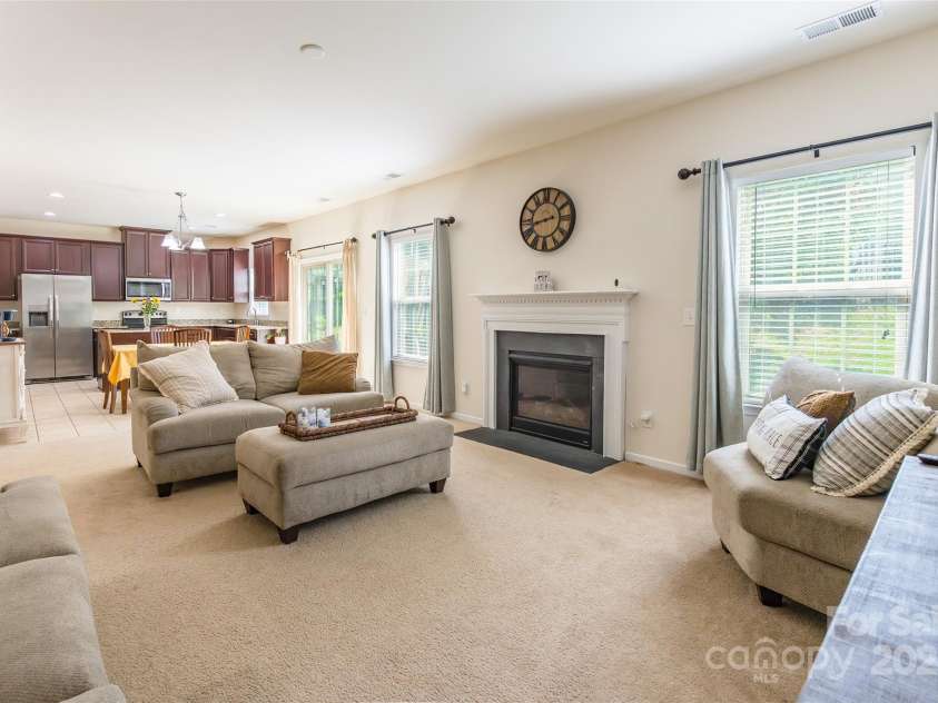 1737 Felts Parkway, Fort Mill, SC 29715.  MLS# CAR4300451, YatesRealty ID 10984. Open floorplan