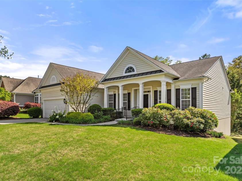 3015 Duclair Lane, Fort Mill, SC 29707.  MLS# CAR4237048, YatesRealty ID 10985. 