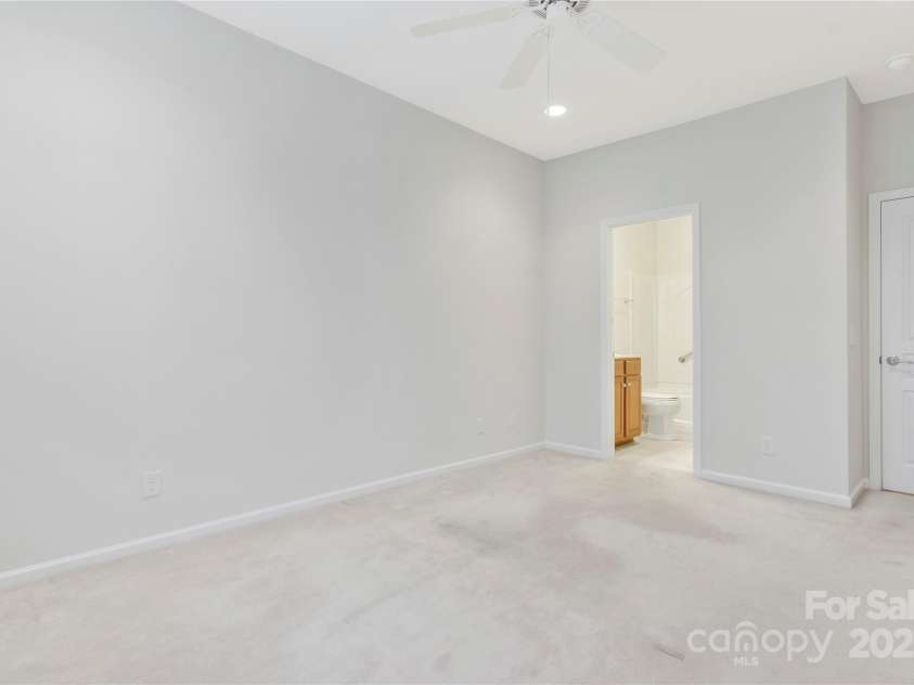 3015 Duclair Lane, Fort Mill, SC 29707.  MLS# CAR4237048, YatesRealty ID 10985. 