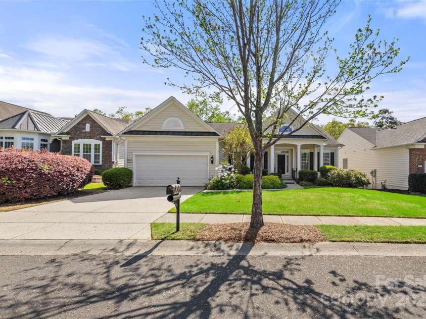 3015 Duclair Lane, Fort Mill, SC 29707.  MLS# CAR4237048, YatesRealty ID 10985. 