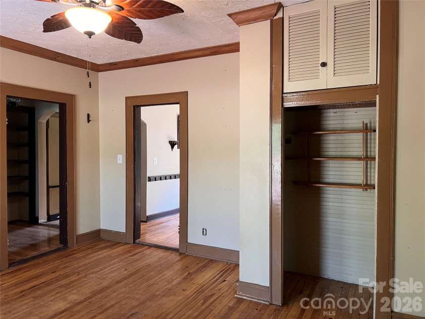 635 Sanders Road, Shelby, NC 28150.  MLS# CAR4360910, YatesRealty ID 10985. 