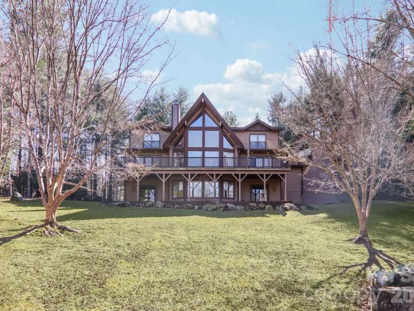 266 Lost Mine Trail, Brevard, NC 28712.  MLS# CAR4345707, YatesRealty ID 10986. 