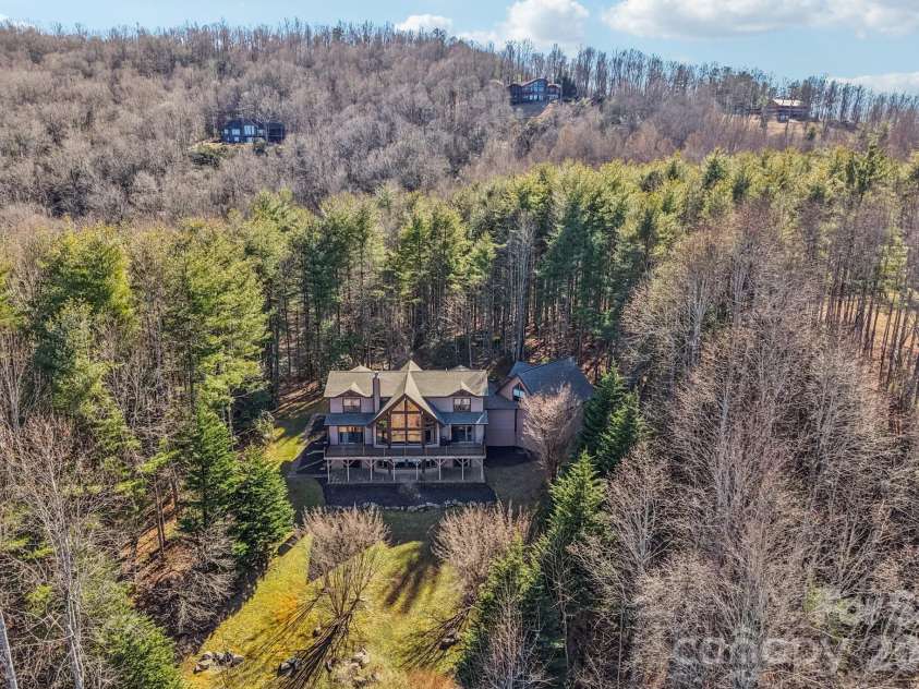 266 Lost Mine Trail, Brevard, NC 28712.  MLS# CAR4345707, YatesRealty ID 10986. 