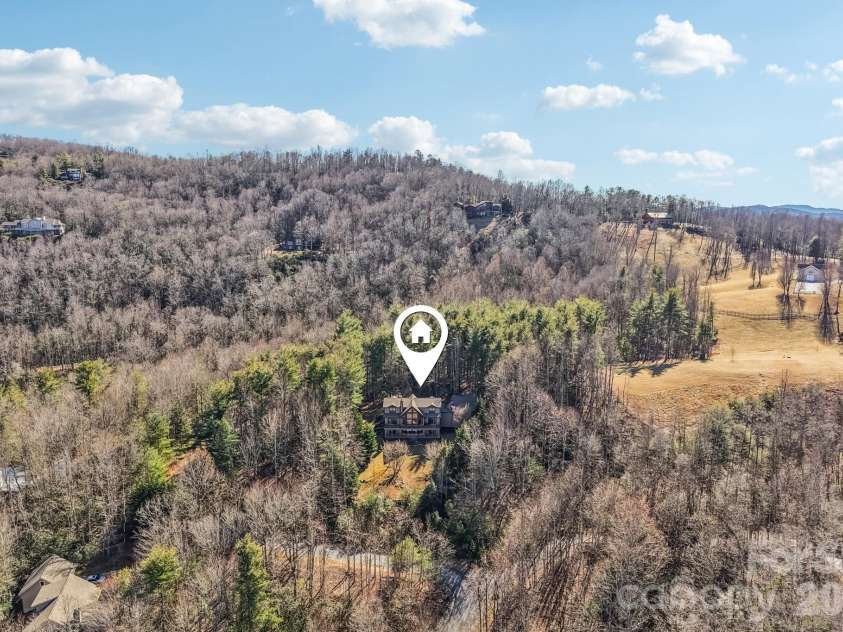 266 Lost Mine Trail, Brevard, NC 28712.  MLS# CAR4345707, YatesRealty ID 10986. 