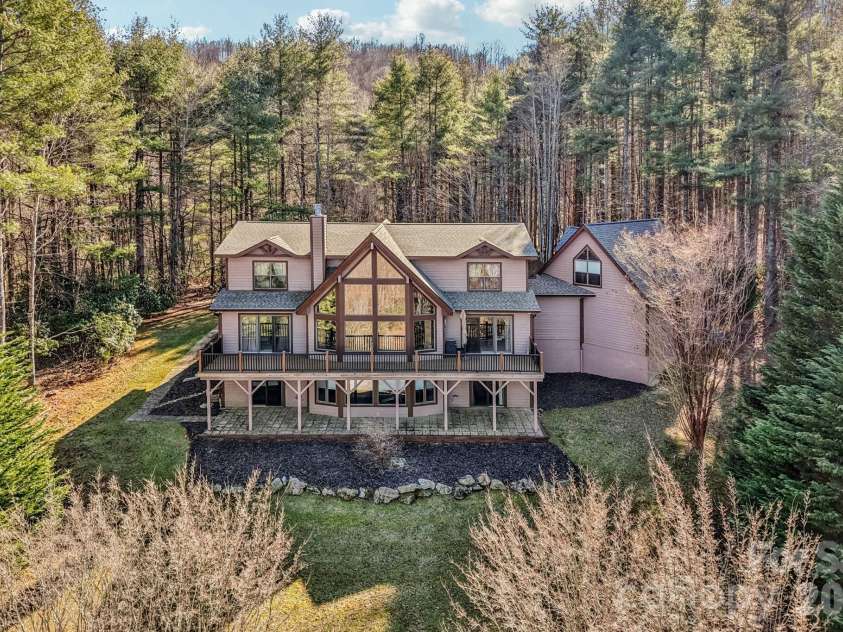266 Lost Mine Trail, Brevard, NC 28712.  MLS# CAR4345707, YatesRealty ID 10986. 
