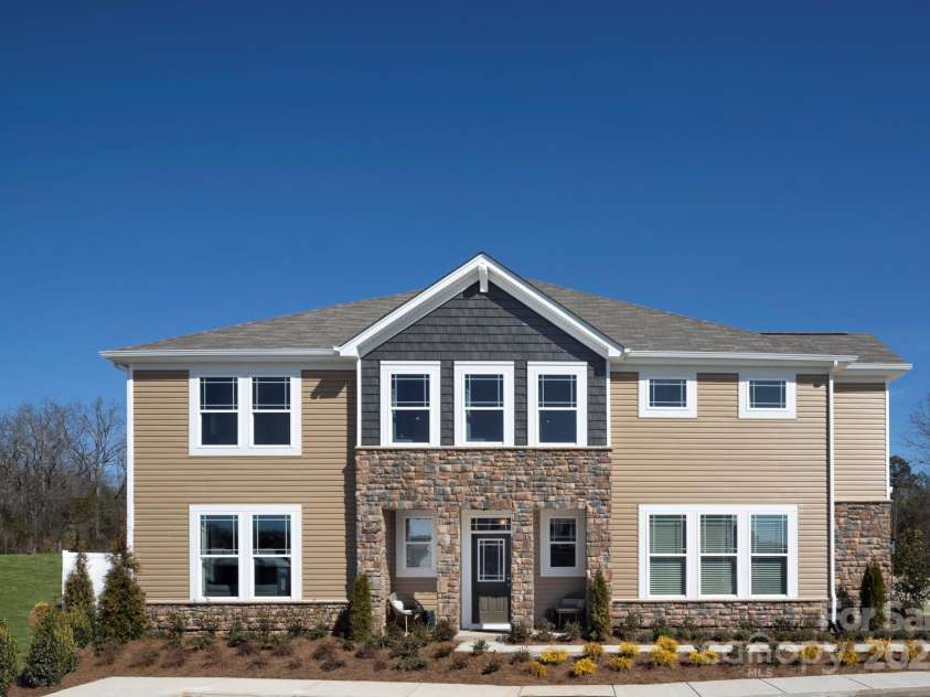 9020 Northfield Crossing Drive, Charlotte, NC 28269.  MLS# CAR4220979, YatesRealty ID 10987. 