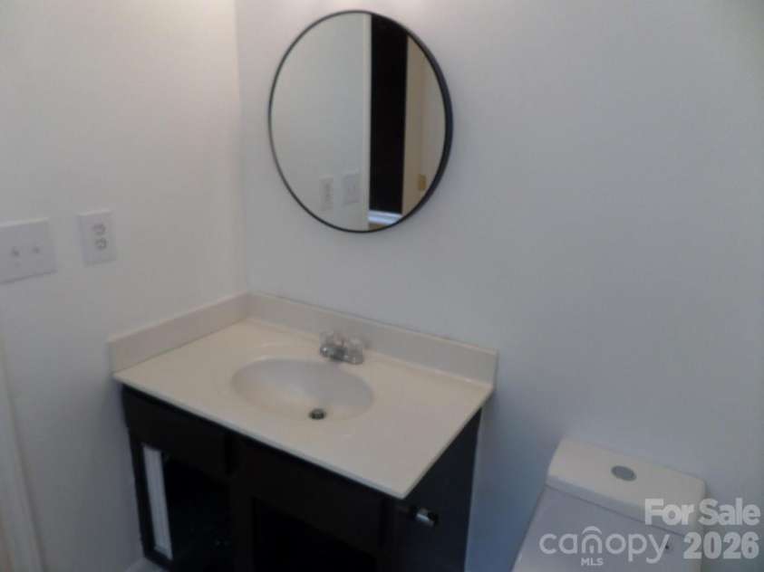 3216 Lasalle Street, Charlotte, NC 28216.  MLS# CAR4325298, YatesRealty ID 10988. 