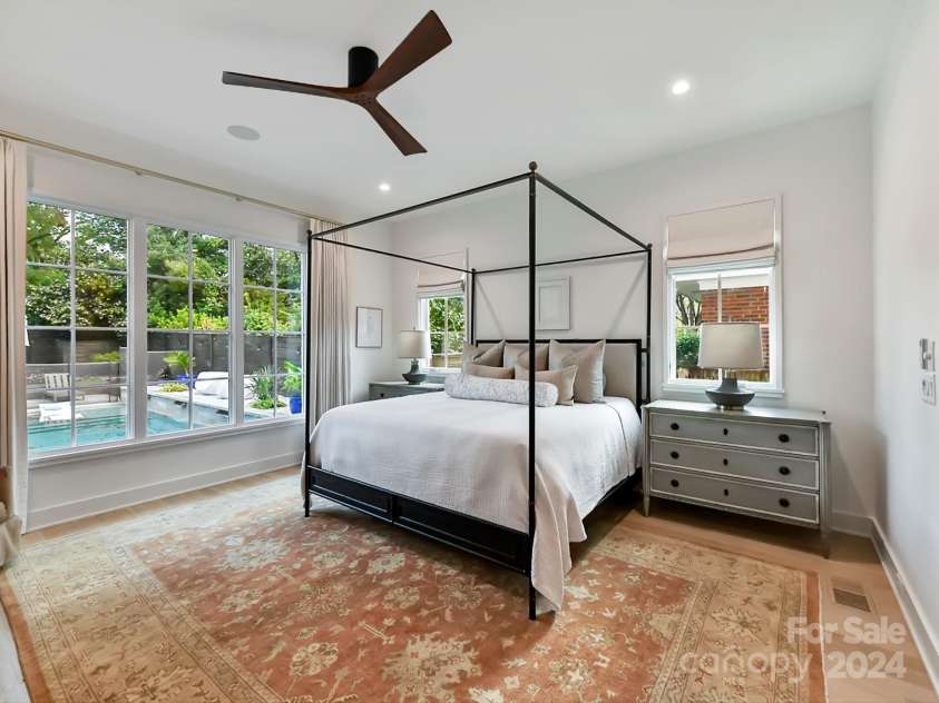 1401 Heather Lane, Charlotte, NC 28209.  MLS# CAR4198264, YatesRealty ID 1099. 