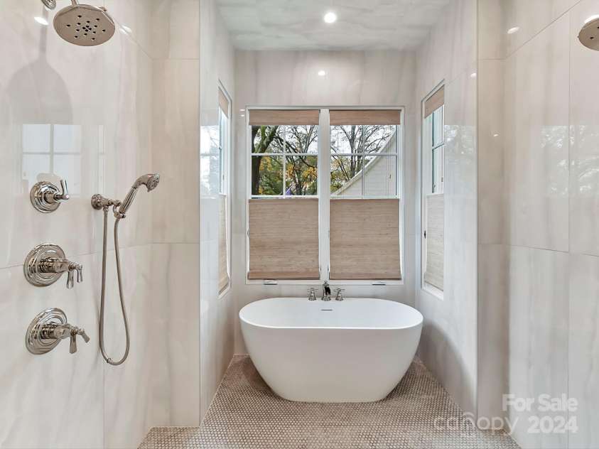 1401 Heather Lane, Charlotte, NC 28209.  MLS# CAR4198264, YatesRealty ID 1099. 