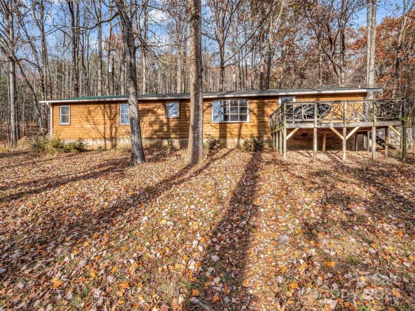 3620 Howard Gap Road, Saluda, NC 28773.  MLS# CAR4322443, YatesRealty ID 1099. 