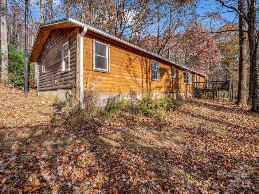 3620 Howard Gap Road, Saluda, NC 28773.  MLS# CAR4322443, YatesRealty ID 1099. 