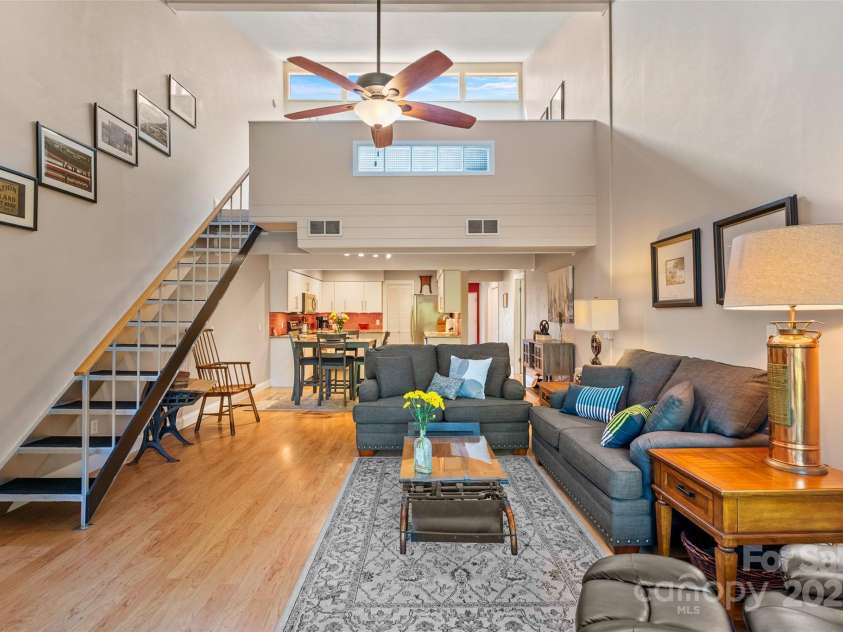 5 Lakemoor Lane, Hendersonville, NC 28739.  MLS# CAR4253352, YatesRealty ID 10990. Living space looking inward