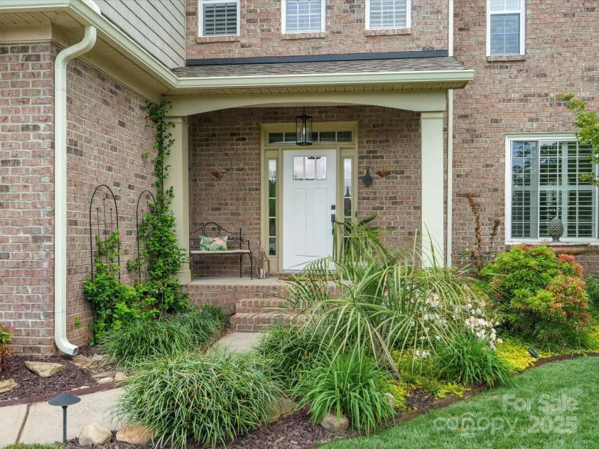 246 Mcduffie Lane, Fort Mill, SC 29715.  MLS# CAR4249376, YatesRealty ID 10991. 