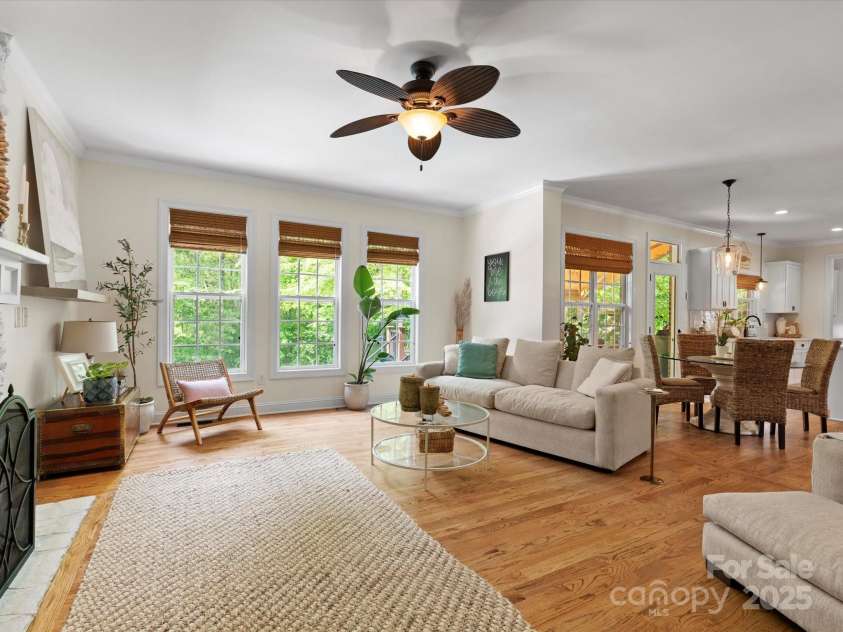246 Mcduffie Lane, Fort Mill, SC 29715.  MLS# CAR4249376, YatesRealty ID 10991. 
