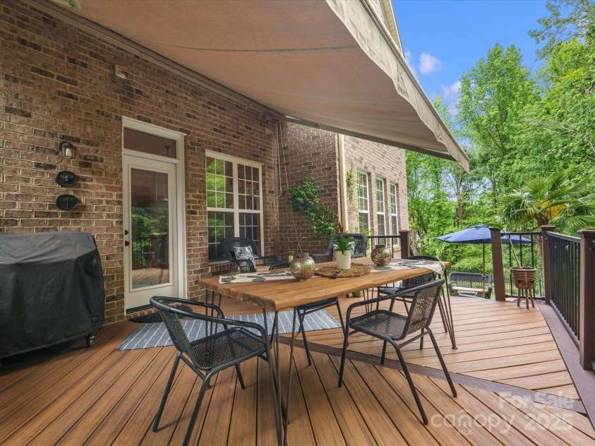 246 Mcduffie Lane, Fort Mill, SC 29715.  MLS# CAR4249376, YatesRealty ID 10991. 