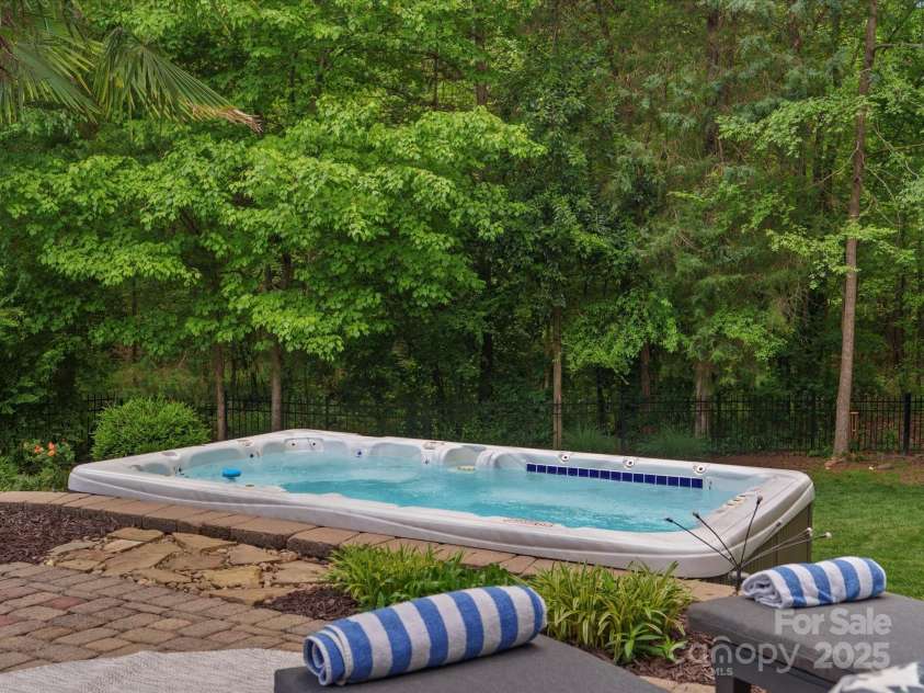 246 Mcduffie Lane, Fort Mill, SC 29715.  MLS# CAR4249376, YatesRealty ID 10991. 