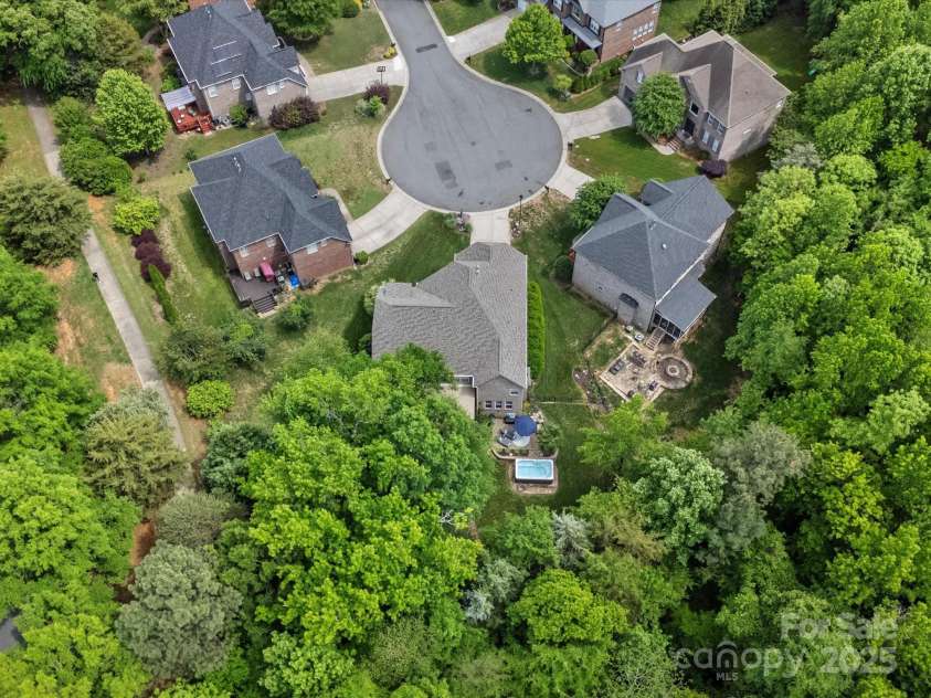 246 Mcduffie Lane, Fort Mill, SC 29715.  MLS# CAR4249376, YatesRealty ID 10991. 