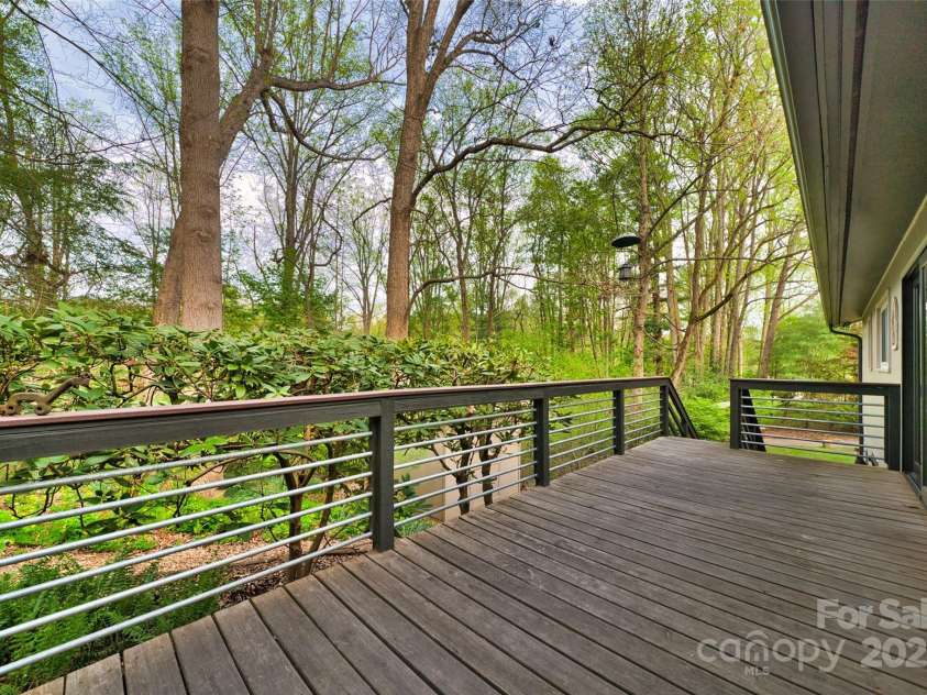 23 Zephyr Drive, Asheville, NC 28806.  MLS# CAR4241105, YatesRealty ID 10993. 