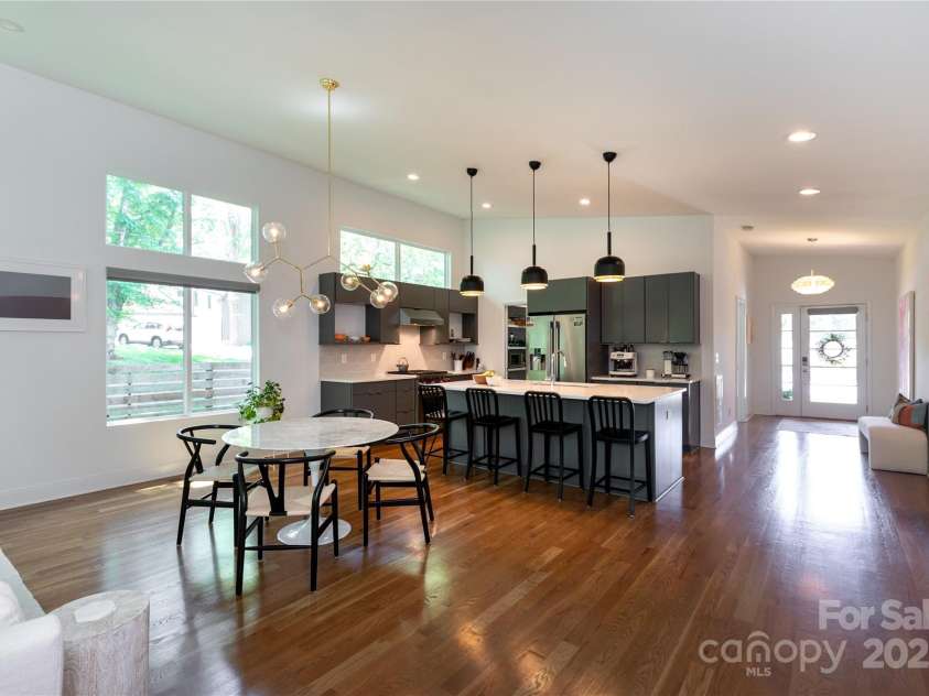 4211 Mantle Court, Charlotte, NC 28205.  MLS# CAR4251839, YatesRealty ID 10994. 