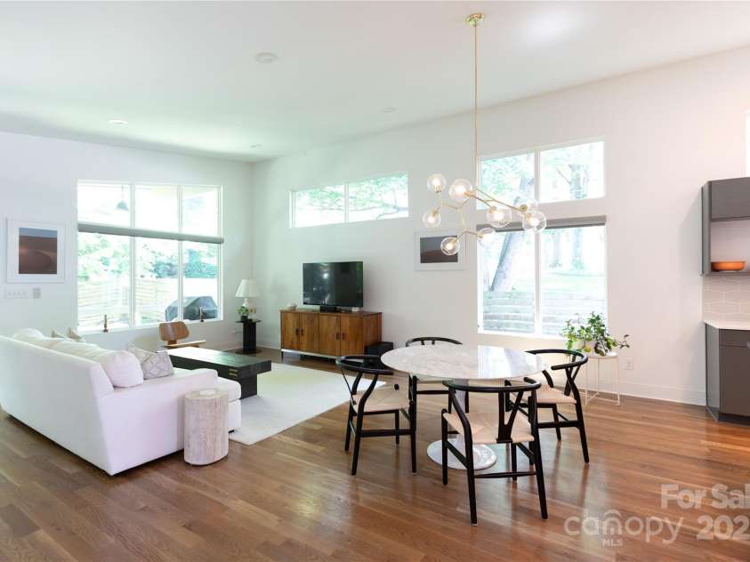 4211 Mantle Court, Charlotte, NC 28205.  MLS# CAR4251839, YatesRealty ID 10994. 