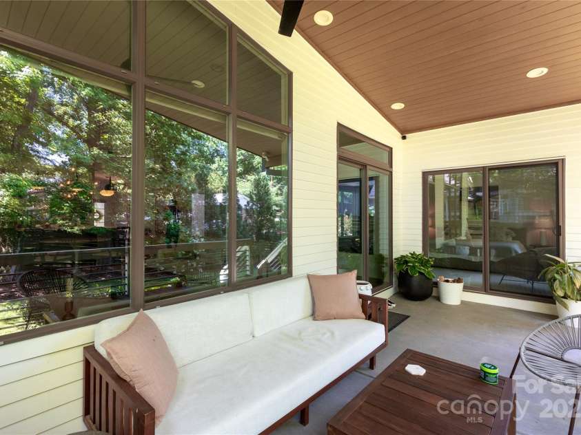 4211 Mantle Court, Charlotte, NC 28205.  MLS# CAR4251839, YatesRealty ID 10994. 