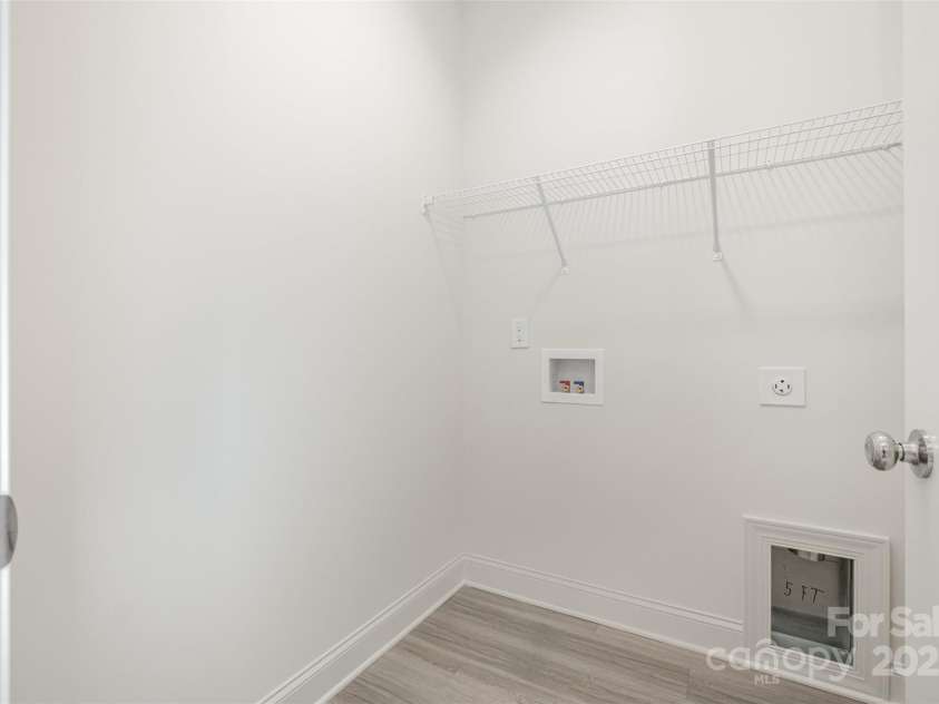 19901 Burton Lane, Cornelius, NC 28031.  MLS# CAR4326883, YatesRealty ID 10995. 