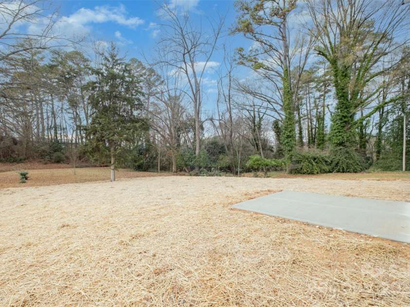 19901 Burton Lane, Cornelius, NC 28031.  MLS# CAR4326883, YatesRealty ID 10995. 