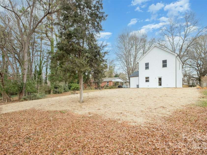 19901 Burton Lane, Cornelius, NC 28031.  MLS# CAR4326883, YatesRealty ID 10995. 