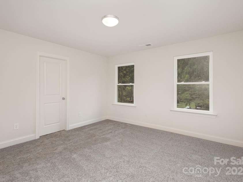 19901 Burton Lane, Cornelius, NC 28031.  MLS# CAR4326883, YatesRealty ID 10995. 