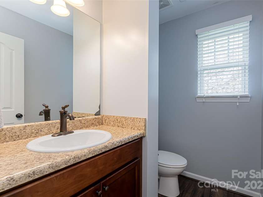 7 Barnett Shoals Drive, Weaverville, NC 28787.  MLS# CAR4242120, YatesRealty ID 10995. 